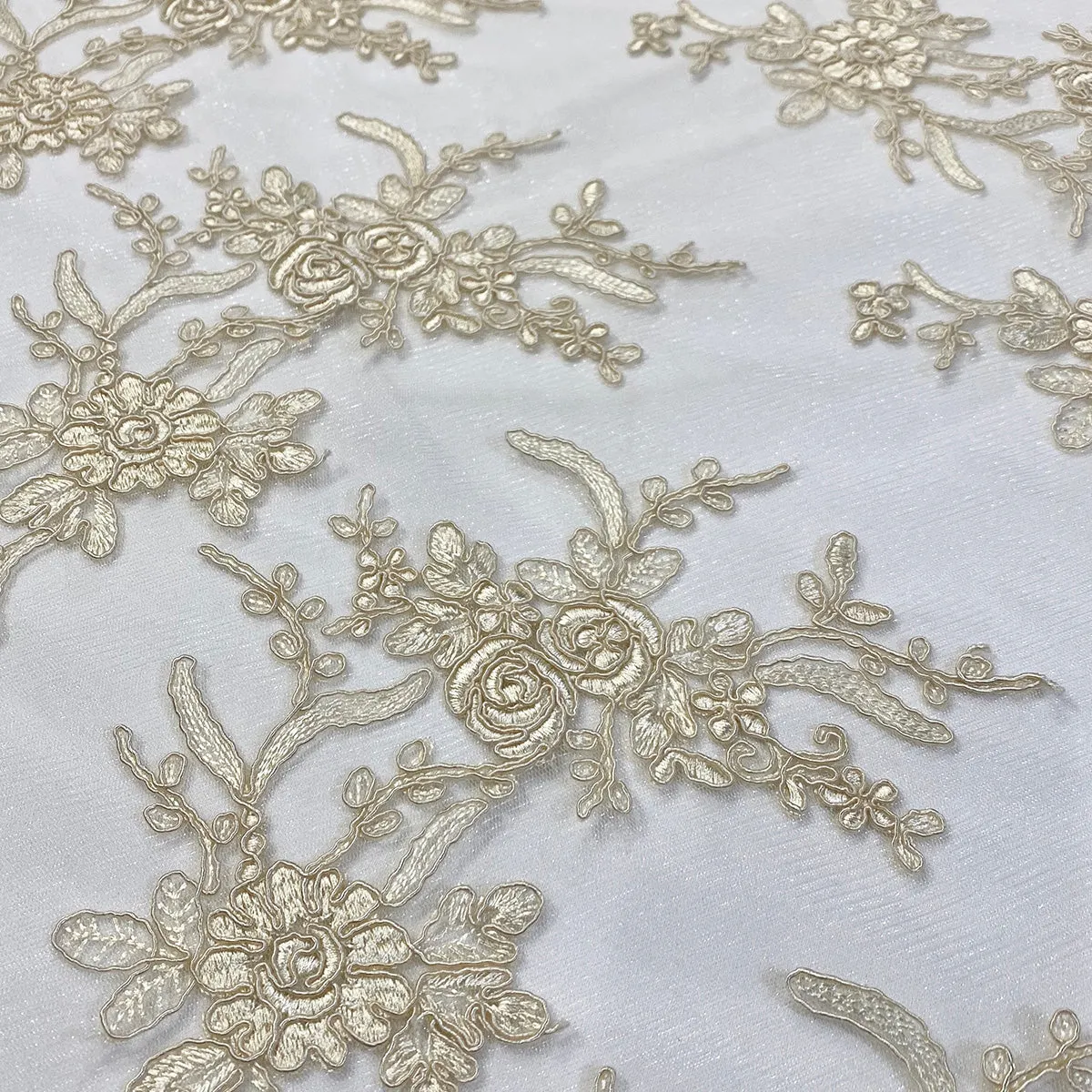 10pcs - Laylani Lace Table Runner 14"x108" - Ivory