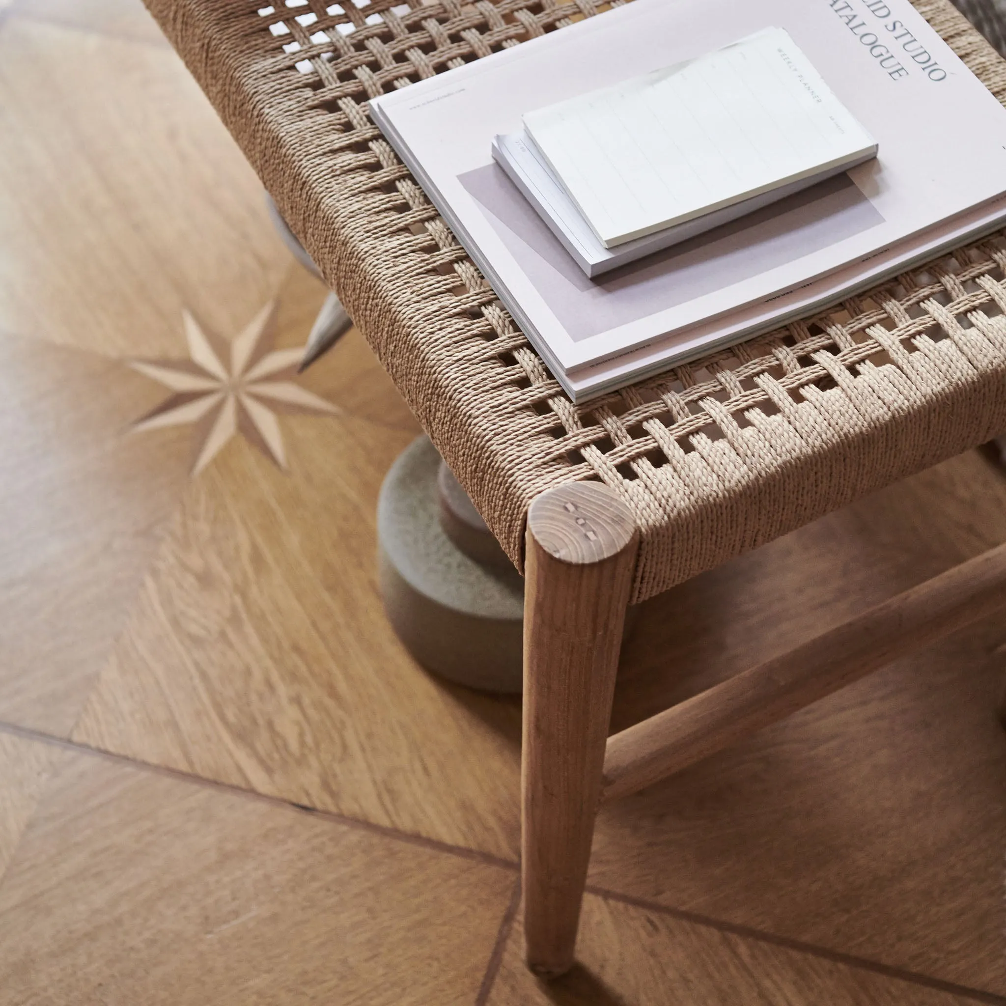 Mabau Bench [Natural]