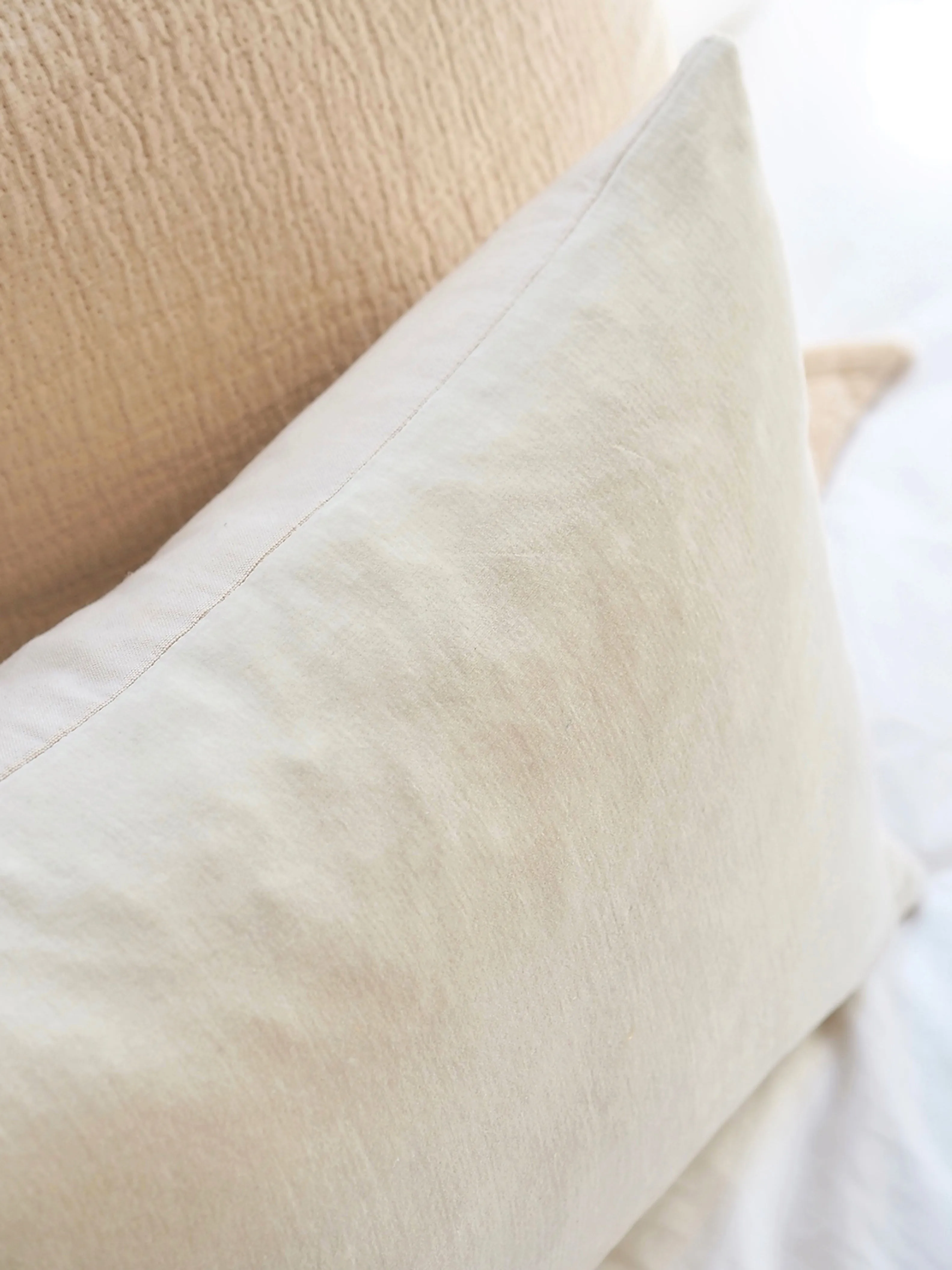 Vera Buttercup Velvet Pillow | 16x24